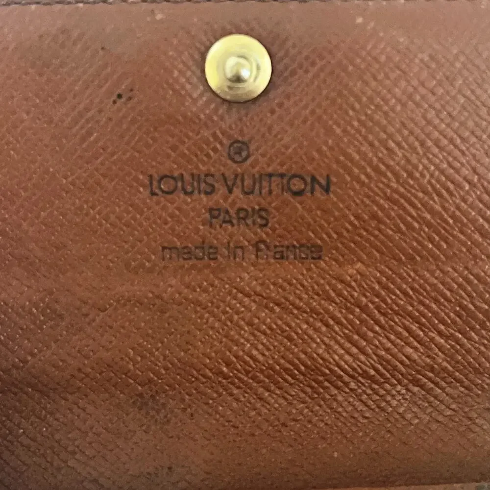 LOUIS VUITTON Vintage Monogram 6 Key Fob Holder Case - Picture 4 of 13